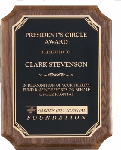 P4126   8x10.5&quot;  Walnut Piano Finish Plaque